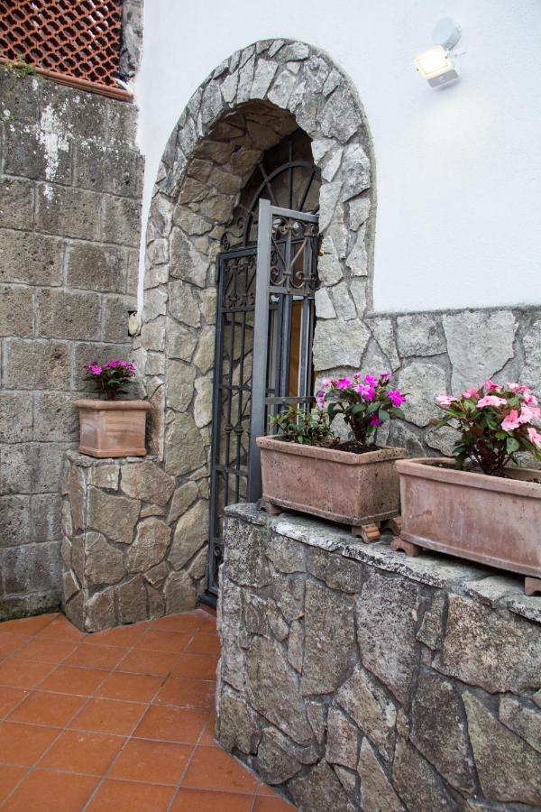Shanti Home - Restaurant Di Aversano Salvatore Sorrente Extérieur photo